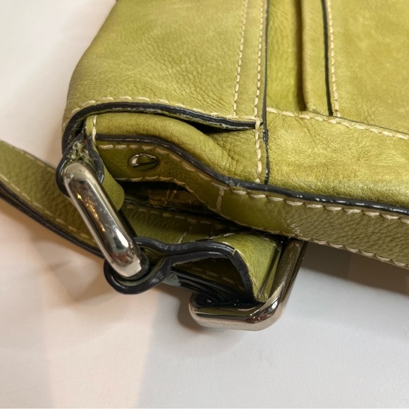 Fossil | Green Crossbody Shoulder Bag - Picture 3 of 11